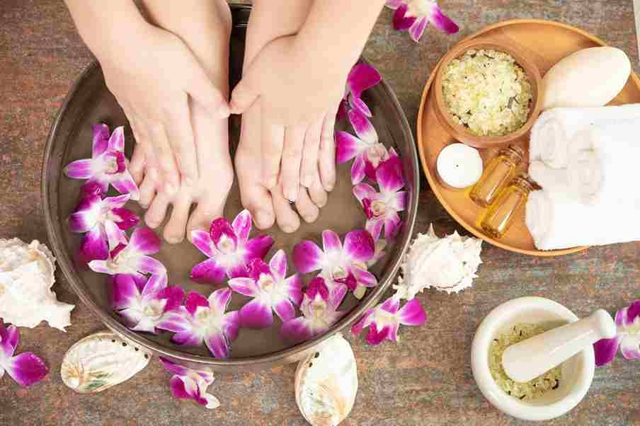 How to Remove Dipped Nails at Home: A Step-by-Step Guide